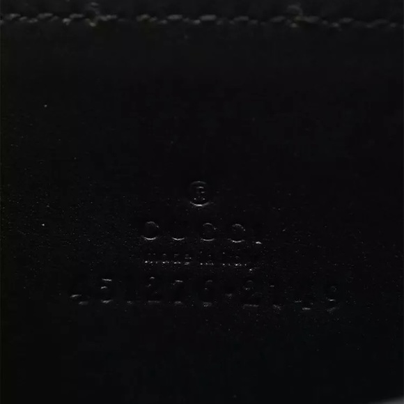 Gucci zip up card holder - Picture 2 of 6